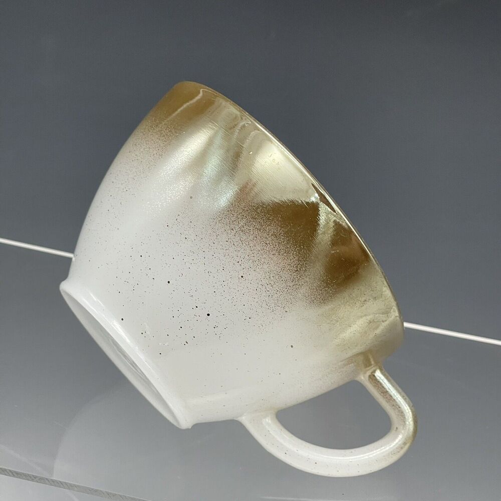 (1) Vintage Federal‎ Milk Glass Mesa TEACUP Coffee Brown Ombre